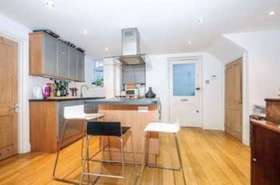 2 bedroom Flat to re...